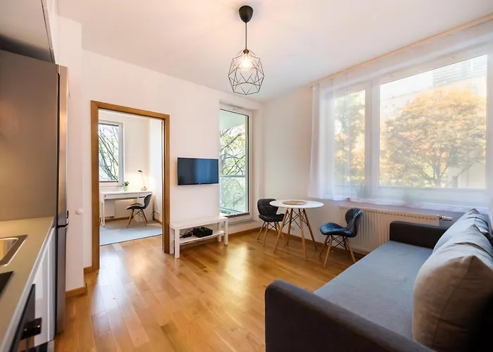 Apartman Jaktorowska Comfy By Bookinghost