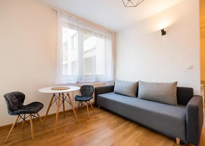Apartman Jaktorowska Comfy By Bookinghost