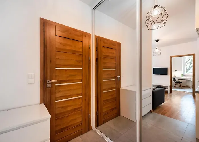 Apartman Jaktorowska Comfy By Bookinghost